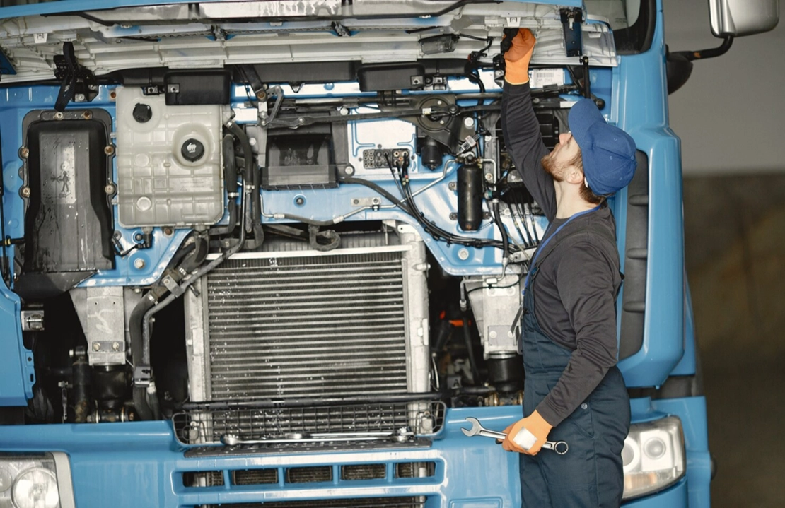 18 wheeler truck repair